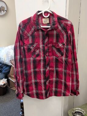Rustic Belle Men's Red Plaid Long-Sleeve Button-Down Shirt